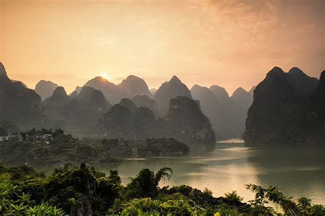 南岭奇峰！壮丽的自然景观与丰富的历史遗迹！